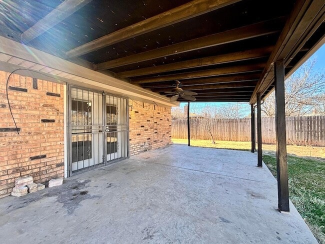 Building Photo - 7108 Imperial Trail