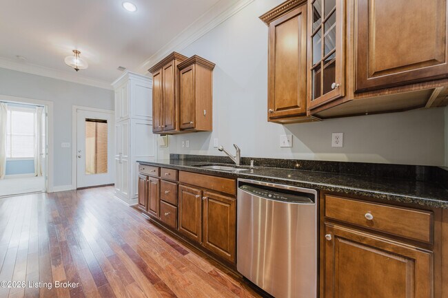 Building Photo - 9312 Norton Commons Blvd