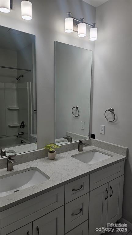 Building Photo - 1124 Clouse St