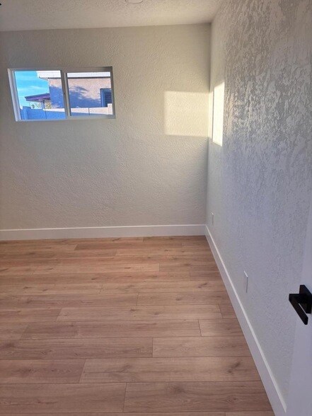 Building Photo - 8233 N 29th Ave