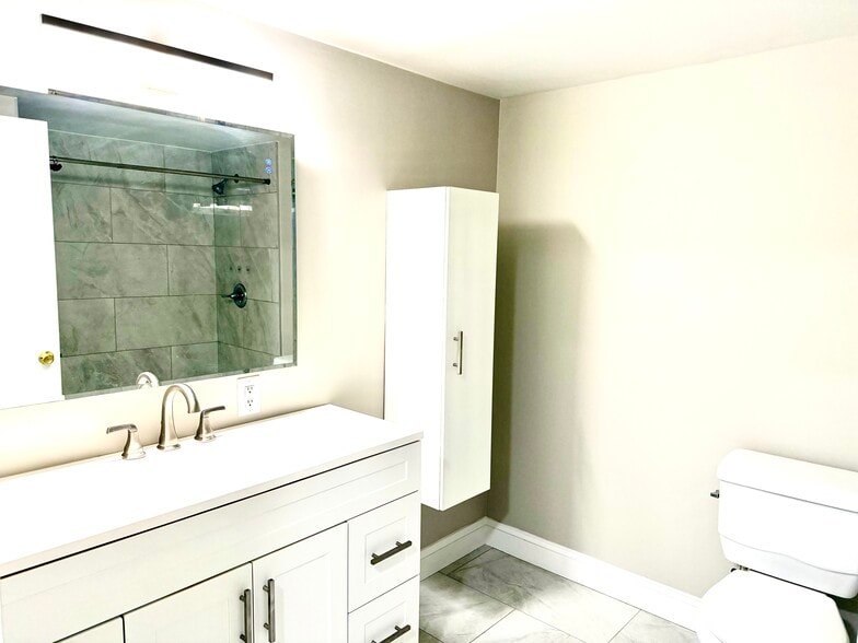 Building Photo - 11 Wild Oaks Rd