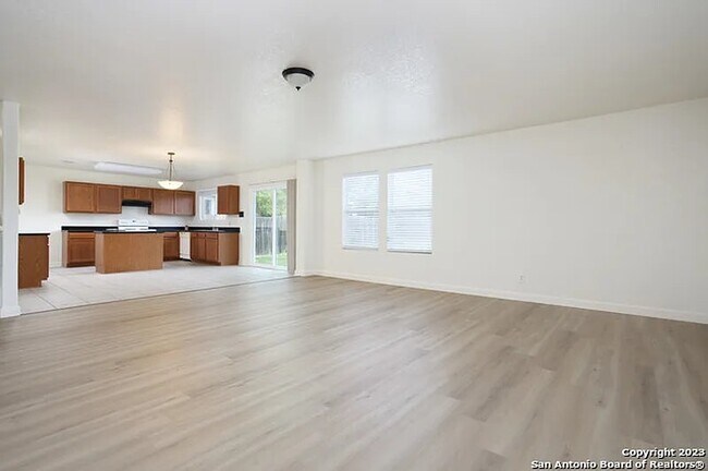 Building Photo - 10002 Powderhouse Dr