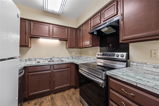 Building Photo - 5806 Marvin Loving Dr