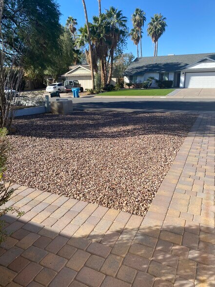 Building Photo - 15641 N 63rd Way