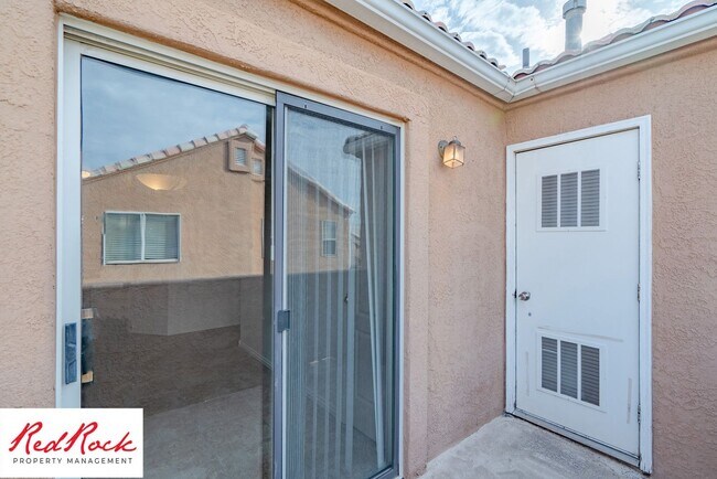 Building Photo - 1178 E 300 S
