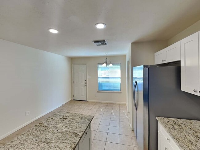 Building Photo - 17002 Atascocita Bend Dr