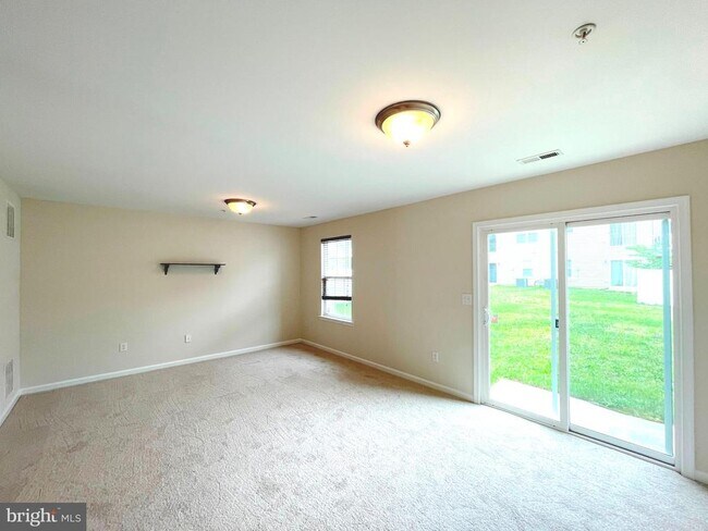 Primary Photo - 113 Polo Way