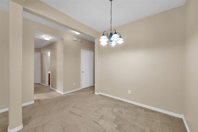 Building Photo - 5046 Willow Point Dr