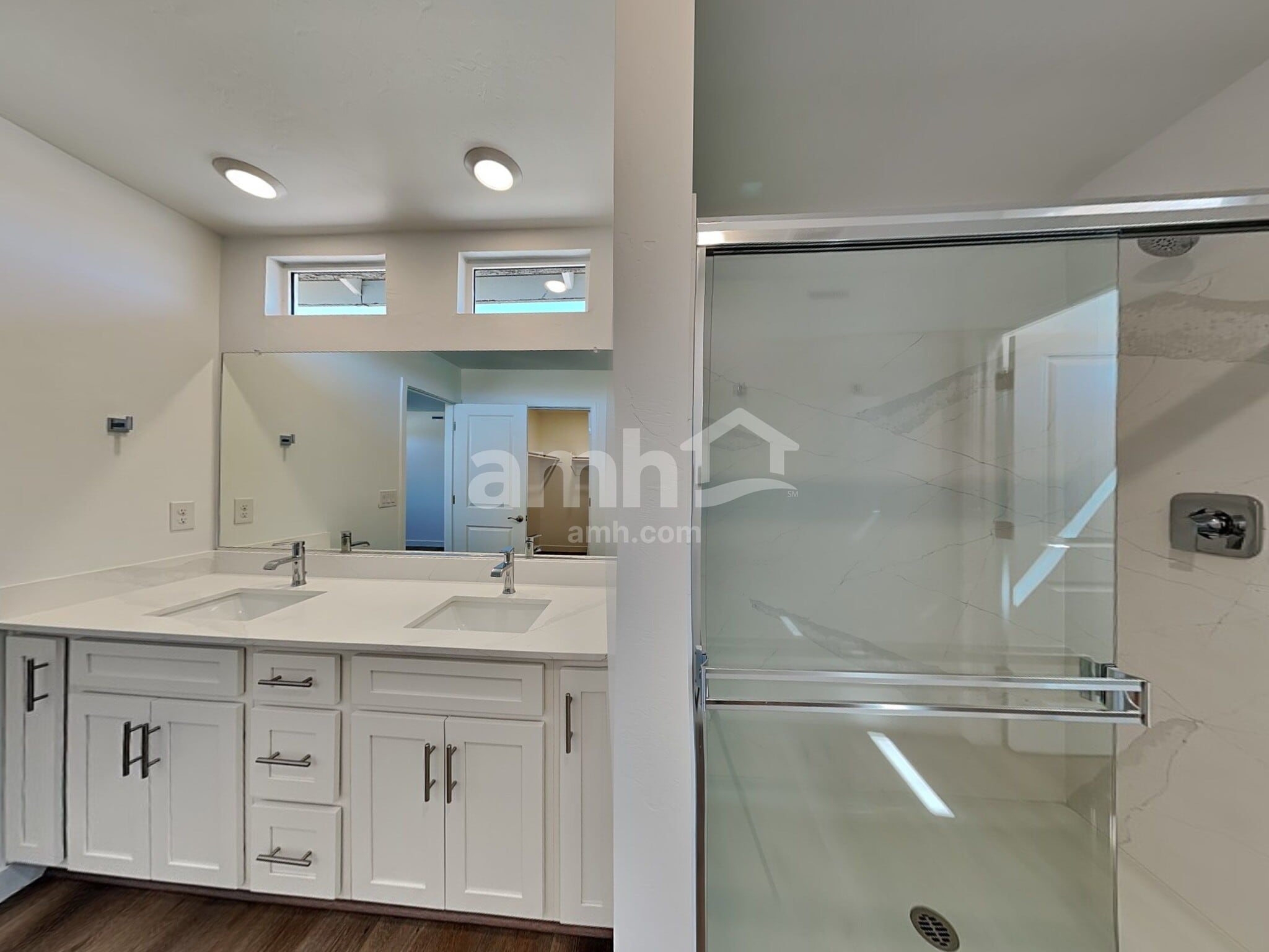 Building Photo - 6211 W Calle Bilboa