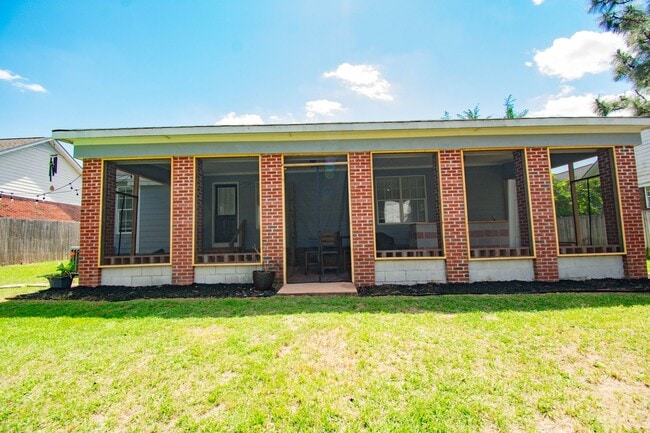 Building Photo - Coming soon! 3 Bedroom 2 Bathroom with Above Ground Pool- Pets okay!