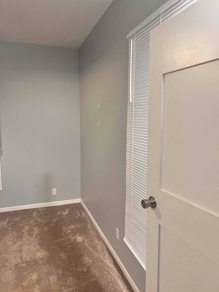 Building Photo - 118 N Madison Rd