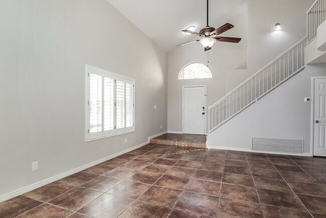 Building Photo - 2571 W Blaine Ct