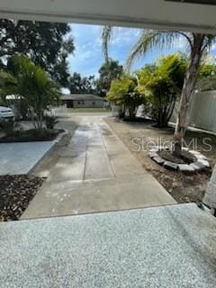 Building Photo - 2159 Bougainvillea St