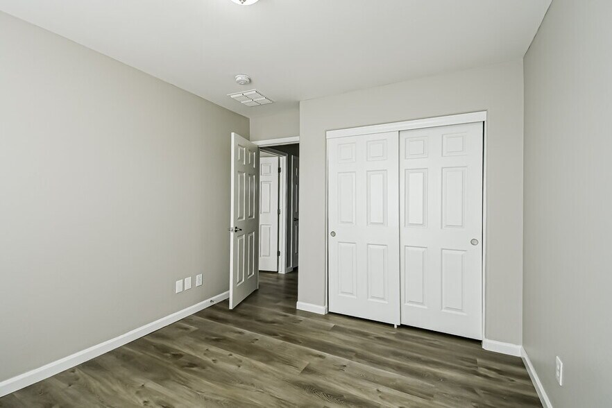 Building Photo - 43240 N Whisper Ln