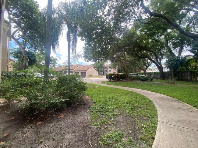 Building Photo - 4341 W McNab Rd