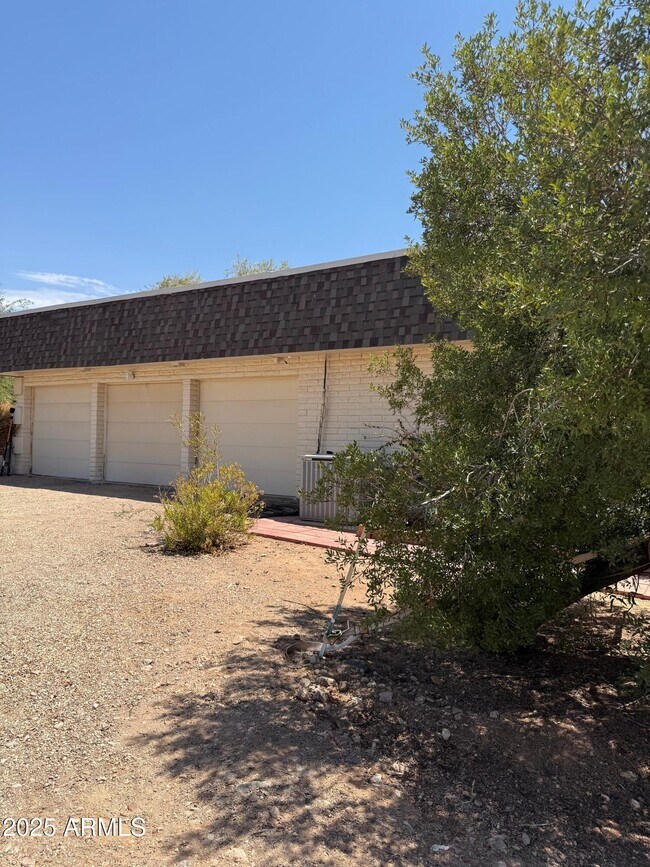 Building Photo - 12323 E Appaloosa Pl