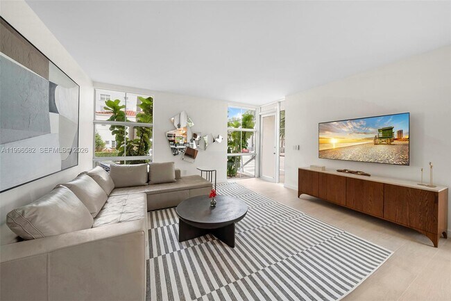 Building Photo - 600 76th St