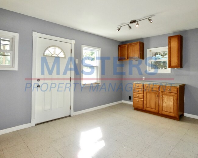 Building Photo - 524 E Hudson St