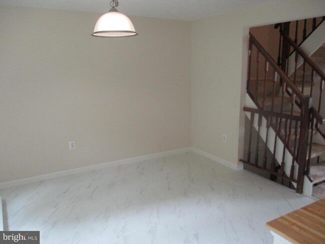 Building Photo - 5844 Rock Forest Ct