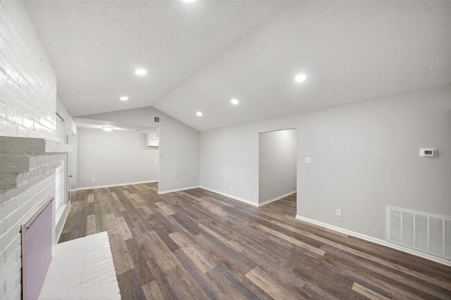 Building Photo - 14406 Cypress Branch Dr