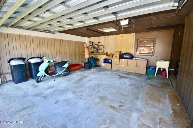 Building Photo - 10 Cherokee Trail