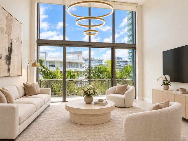 Building Photo - 6000 Collins Ave