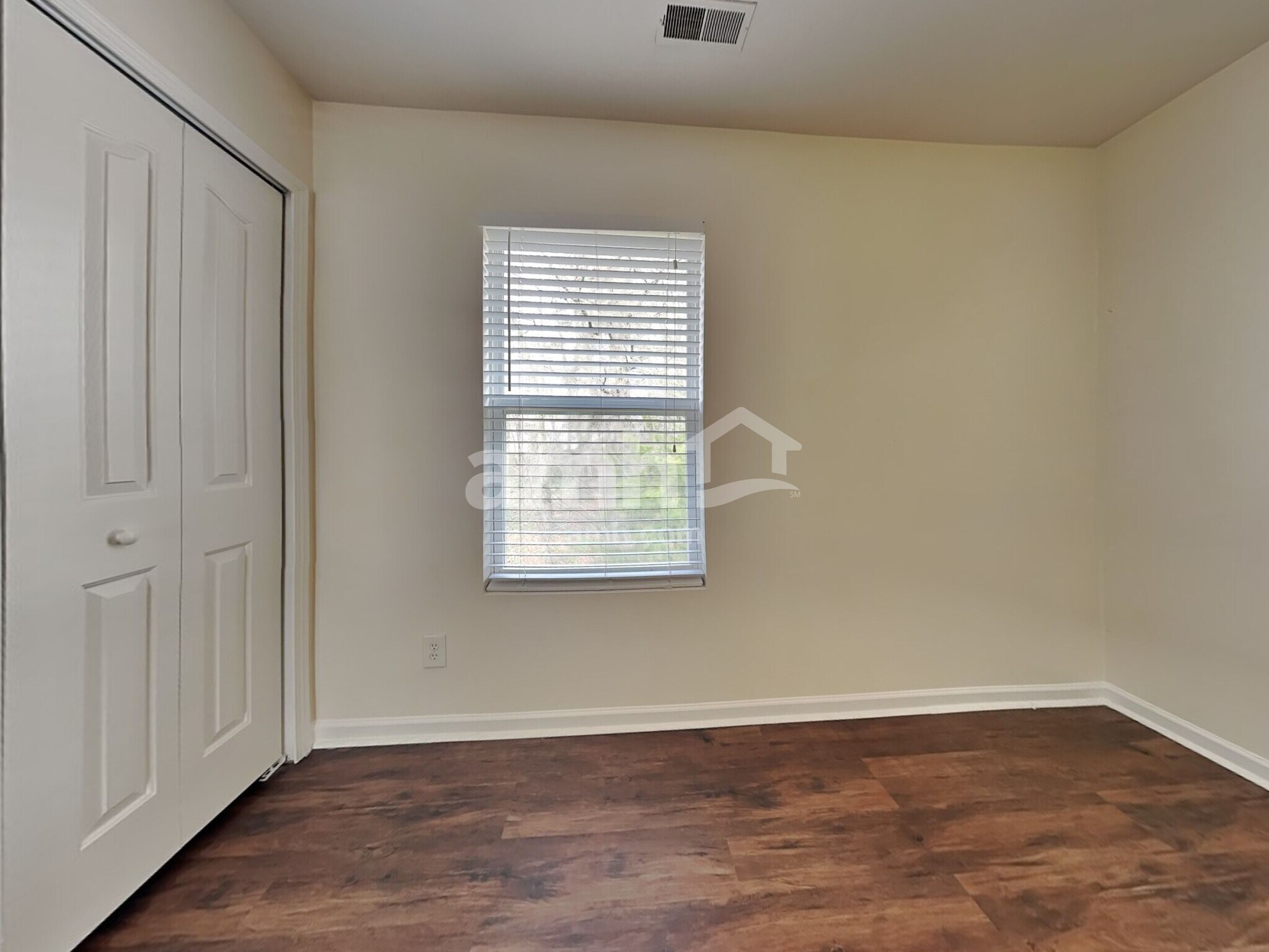 Building Photo - 7005 Sunman Rd