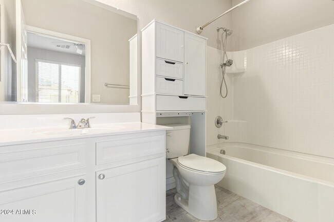 Building Photo - 21366 W Almeria Rd