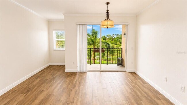 Building Photo - 1064 N Tamiami Trl