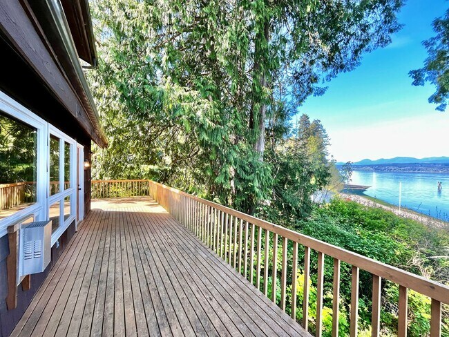 Building Photo - Spectacular Olympic Mountain and Hood Canal Views from Poulsbo Waterfront Home!