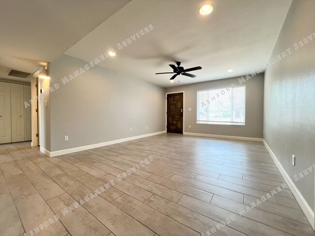 Building Photo - REMODELED 3 BEDROOM 2 BATH GEM WITH DETACH...