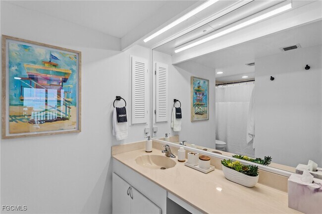 Building Photo - 9415 Gulf Shore Dr