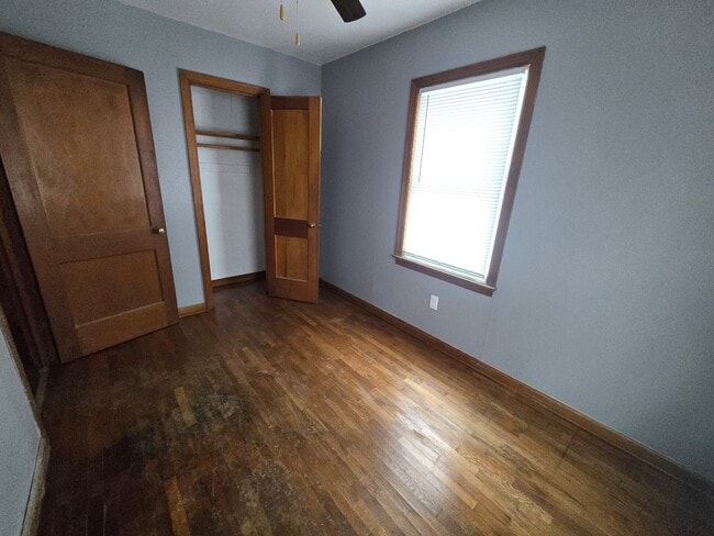 Building Photo - 605 S Dudley St