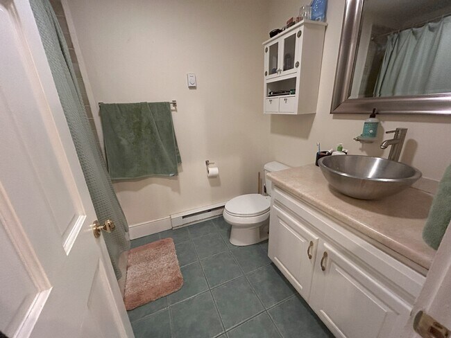 Building Photo - 616 Columbus Ave