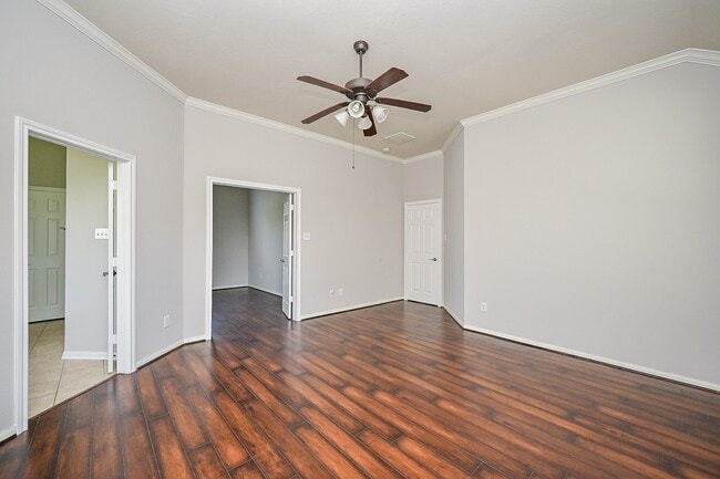 Building Photo - 7006 Kendall Lake Ct
