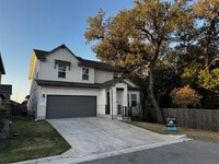 Building Photo - 905 Copper Frond Way