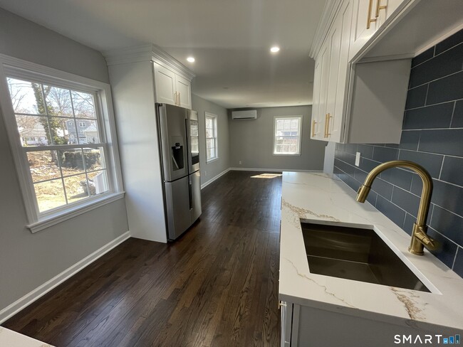 Building Photo - 111 Priscilla Cir