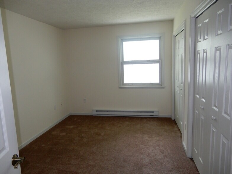 2nd Bedroom - 117 S Kistler St