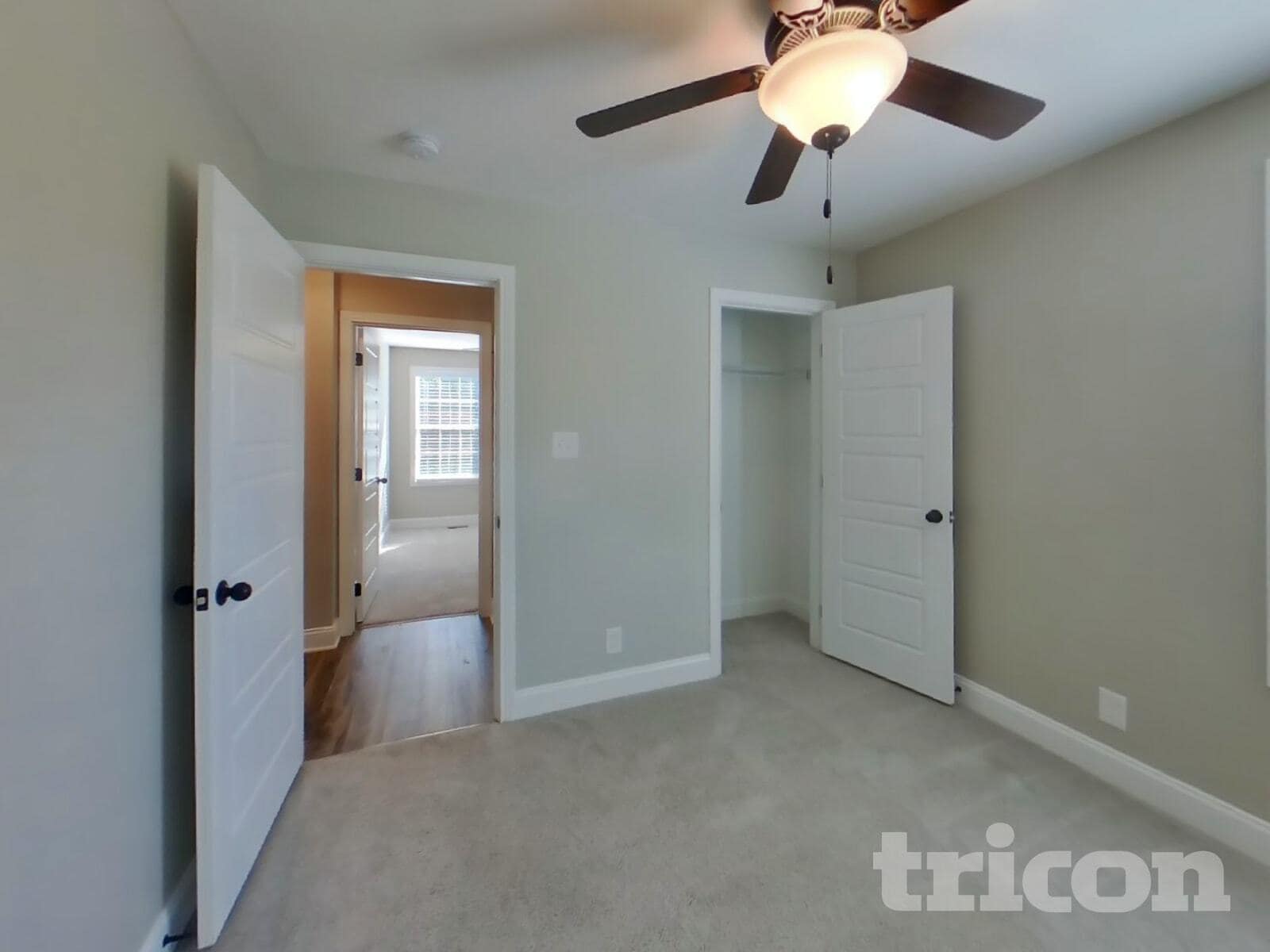 Building Photo - 2945 Lancelot Ln