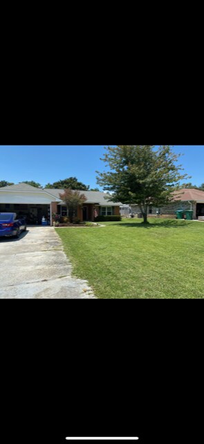 Building Photo - 1729 Shellfish Dr