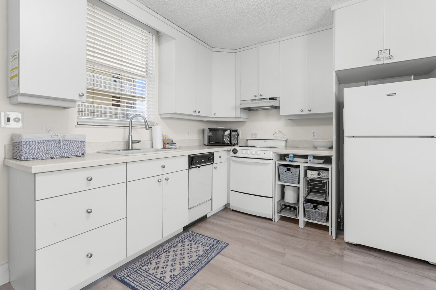 Building Photo - 5800 Bonita Beach Rd SW