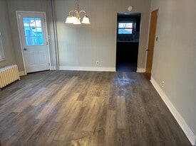 Building Photo - 9 N 4th St