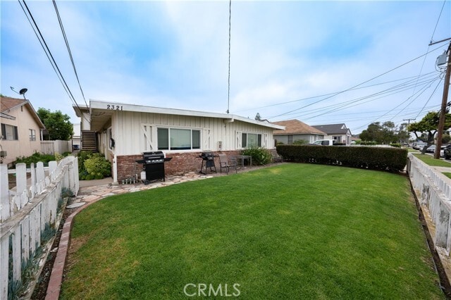 Building Photo - 2321 Florida St