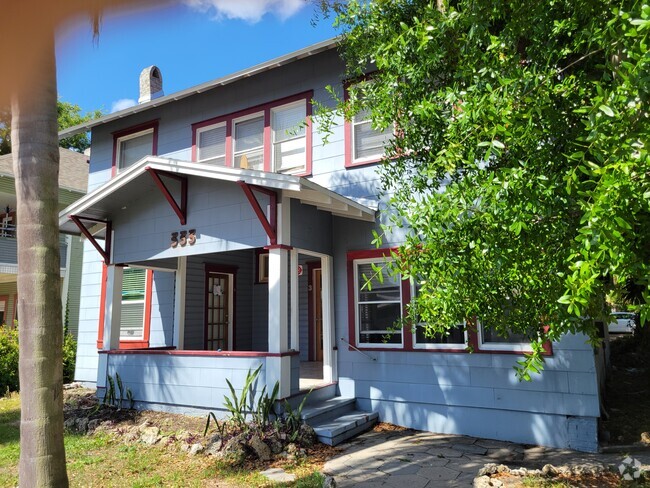 Building Photo - 333 7th St S