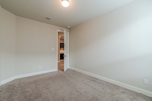 Building Photo - 32188 Cardamom Wy