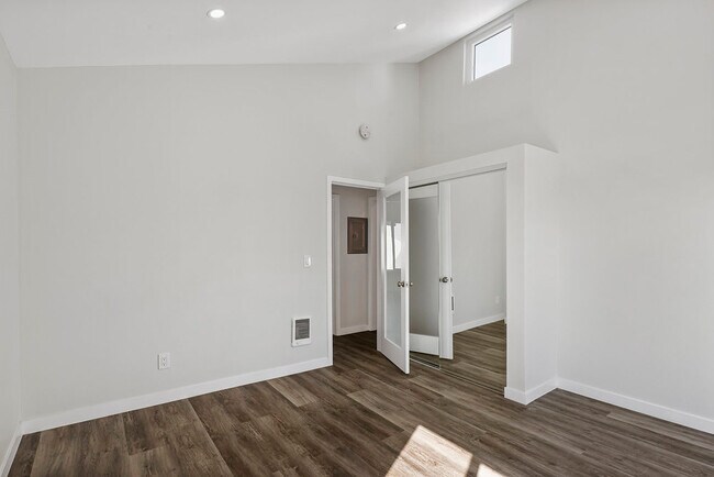 Floorplan - 1615 Electric Ave