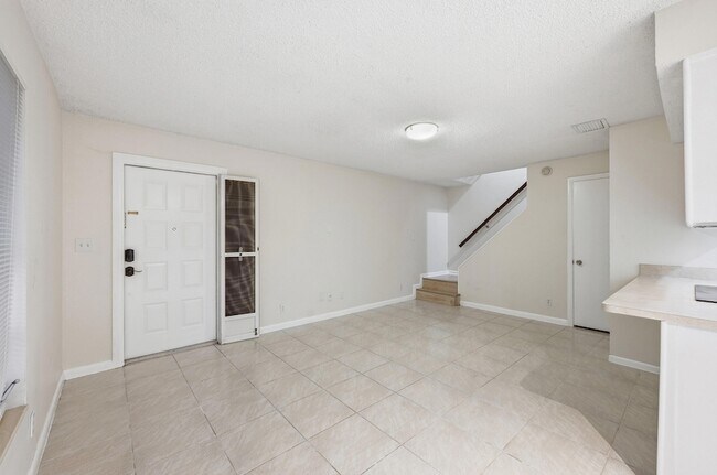 Building Photo - 8811 NW 28th Dr