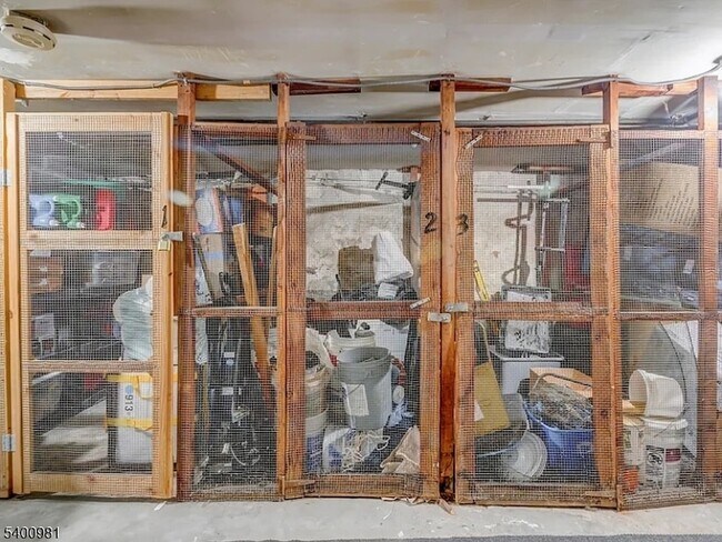 Building Photo - 502 Washington Ave