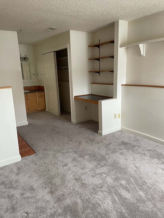 Building Photo - 2295 Goss Cir E