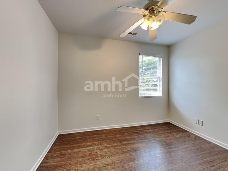 Building Photo - 2811 Marville Ct